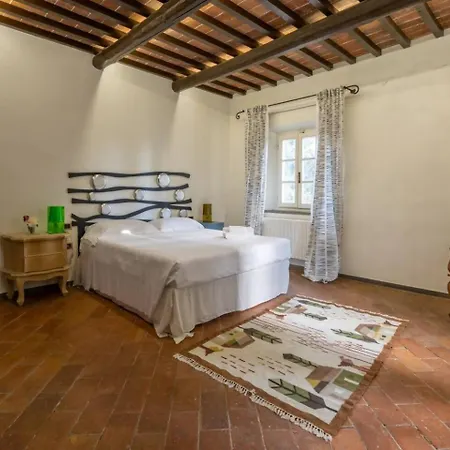 Inserrata Lifestyle In Tuscany Villa
