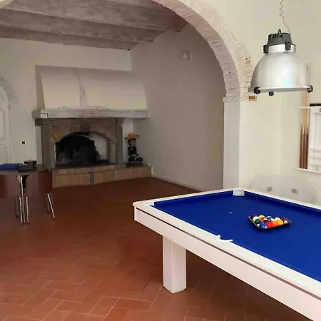 Inserrata Lifestyle In Tuscany Villa *